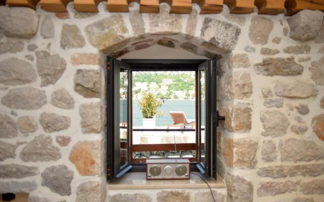 Seaside House Kotor