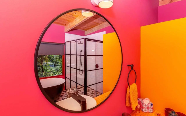 Lagoon Studio - Fantastic Knysna Lagoon views and SOLAR