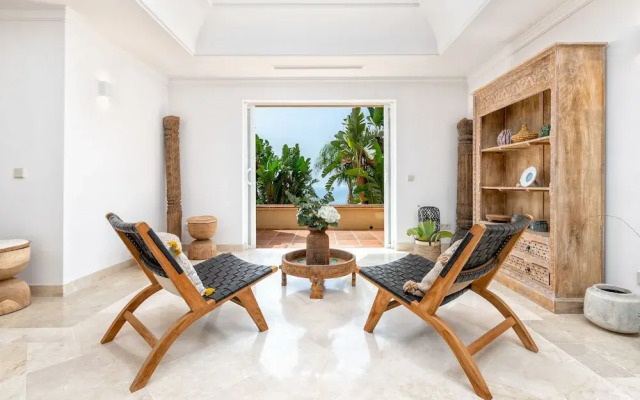 Solaga Villa Los Monteros