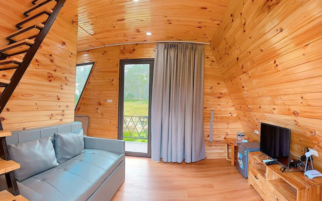 Phoenix Moc Chau Hotel