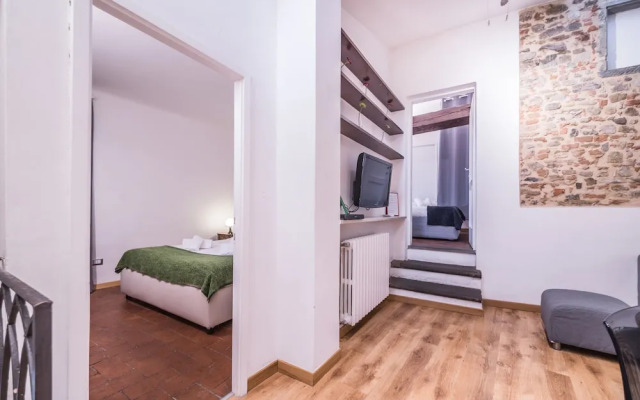 Stunning 2BD Apt 7min Walk to Duomo