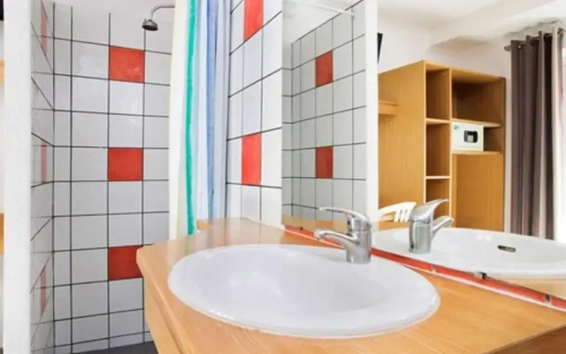 Auberge Internationale des Jeunes - Hostel