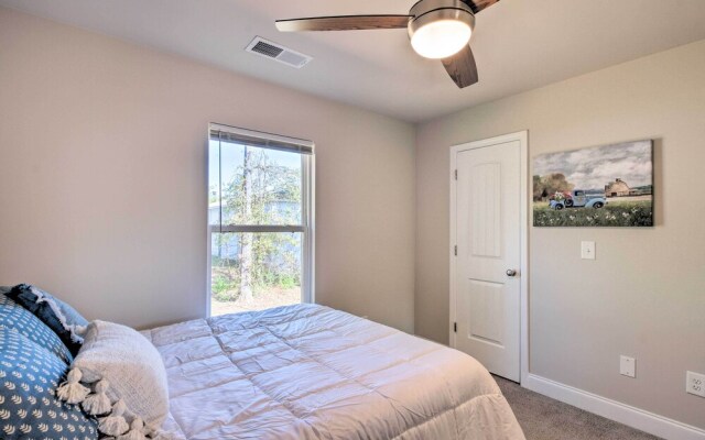 Greer Getaway w/ Smart TV ~ 1 Mi to Dtwn!