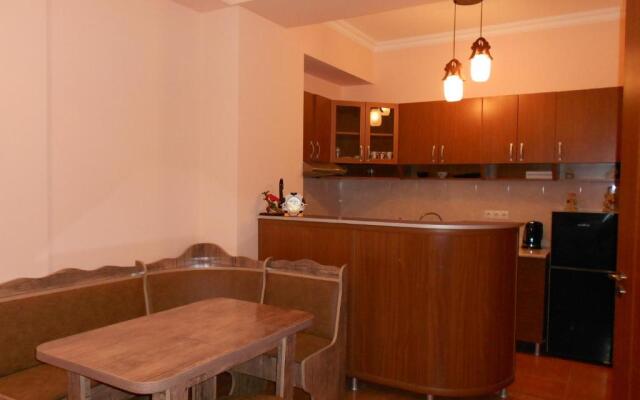 Ucha's Apartment