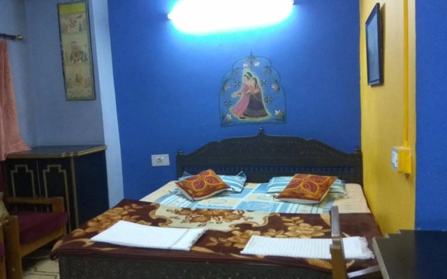 Shivam Paying Guest House