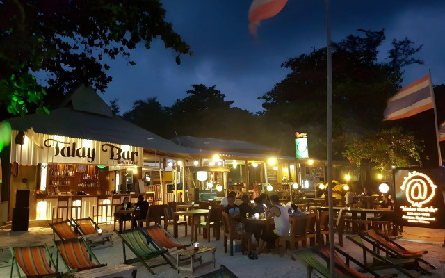 Larissa Samed resort