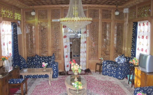 New Bul Bul Group Of Houseboats