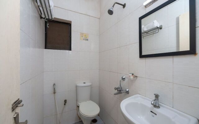 Oyo 16890 Hotel Srm Central Park