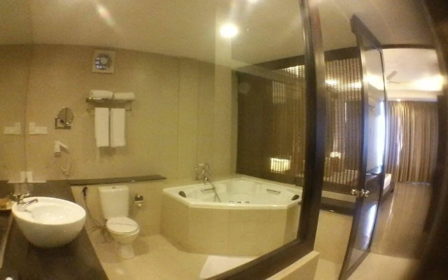Tourmaline Hotel