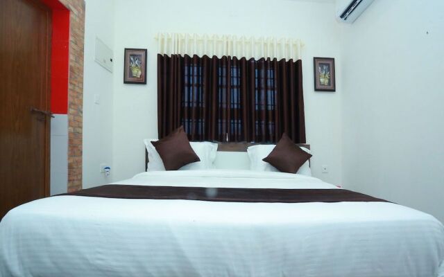 OYO 10278 Hotel Caprice Residency