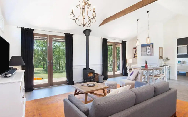 Block Eight 4 Water View Luxe Villa