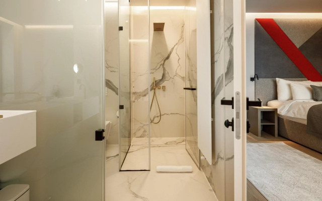 Qosmo Brasov Hotel