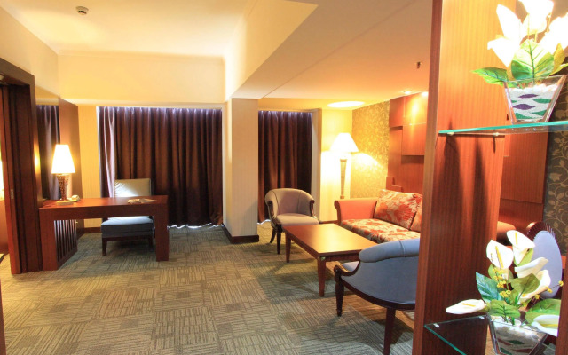 Treva International Hotel