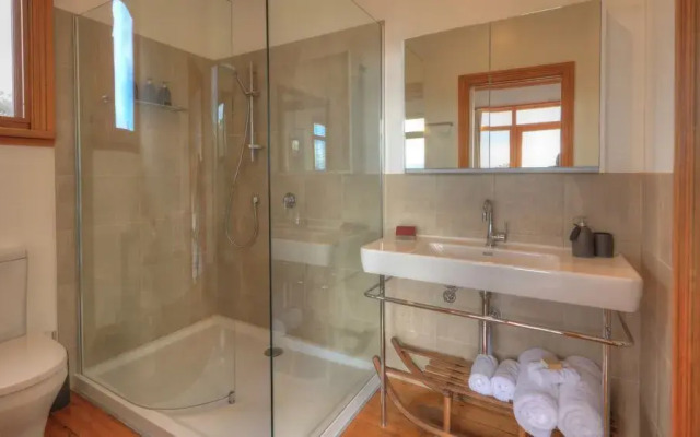 The Peninsula Experience