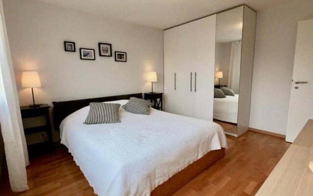 Modern, bright and spacious 3 bedrooms 2 bathrooms