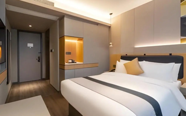 Homeinn · neo (Xiamen Railway Station Wànxiàngchéng)