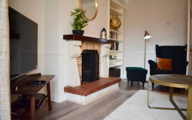 Modern And Renovated 2 Bedroom Flat In Rathmines