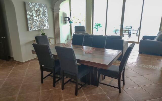 Esmeralda Luxury Resort