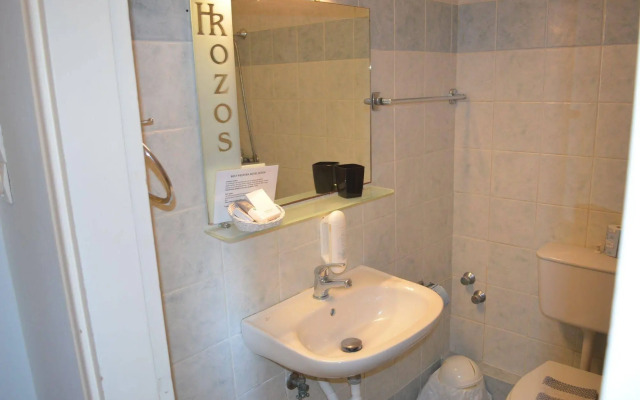 Rozos Hotel