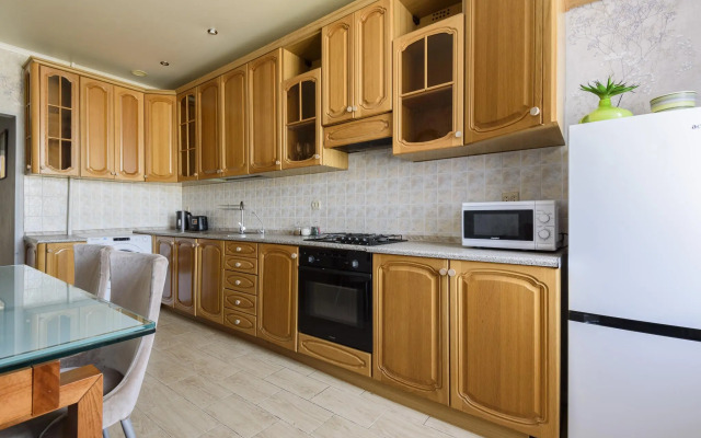 Apartments on Levo-Bulachnaya street 50