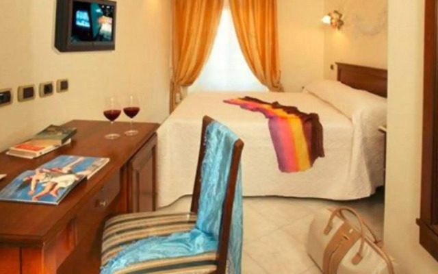 Hotel De Monti