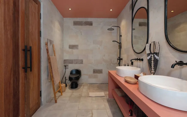 Villa Dreamer by Villa Finder