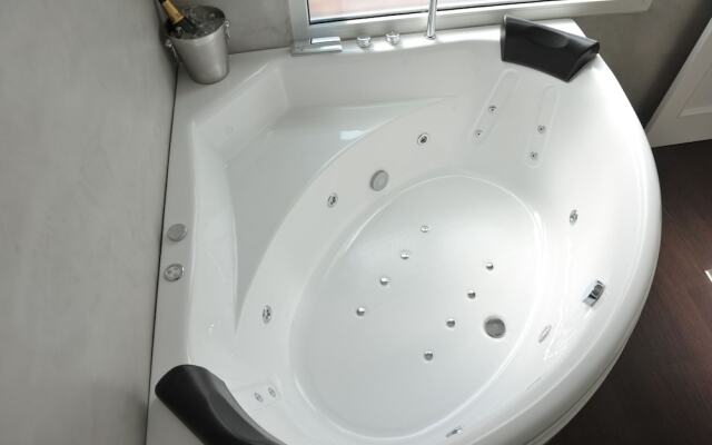Gaudint Barcelona suites