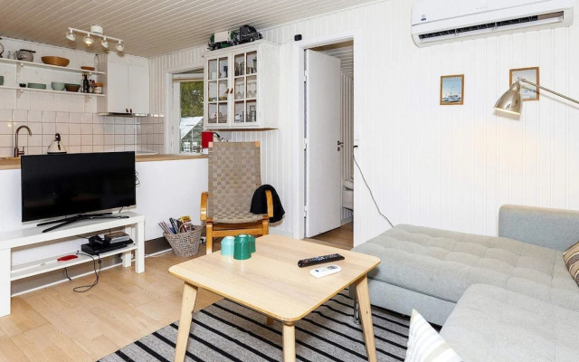 6 Person Holiday Home in Hals