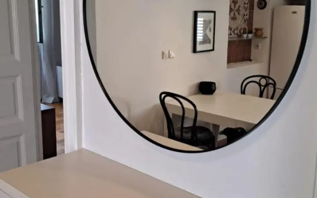 Apartment Reful