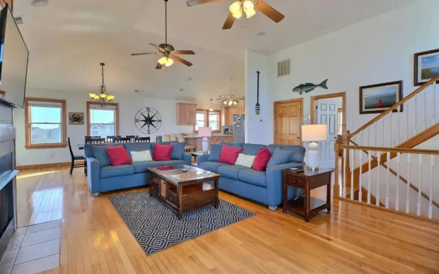 6155 Designed to Please Water Views