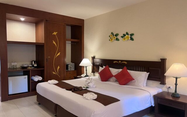 Hyton Leelavadee Hotel (SHA Extra Plus)