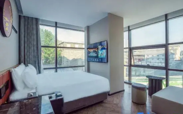 M·Hotel (Beijing Tiananmen Square Qianmen Metro Station)