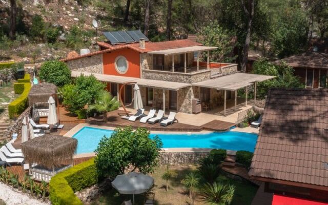 Zümrüt Çıralı Boutique Hotel