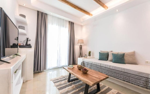 Naxos Grand Hotel