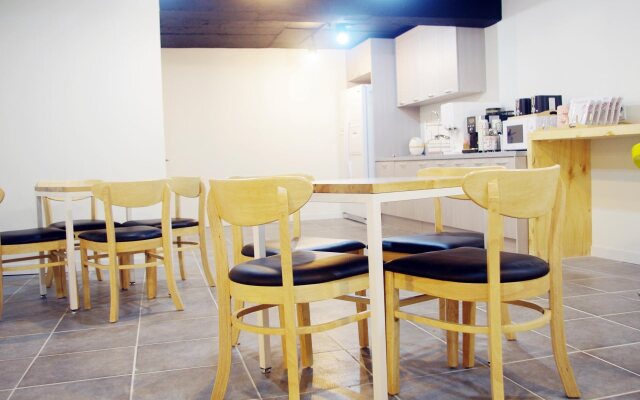 24 Guesthouse Yeosu