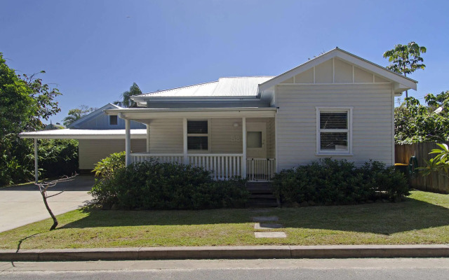 A PERFECT STAY –A Summer Cottage Byron Bay