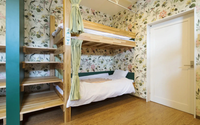 Aoshima Fisherman'S Beachside Hostel & Spa