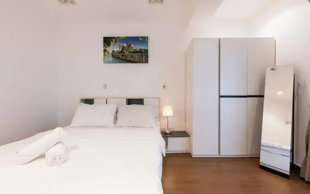 Bellavita Residence City Center by Soben