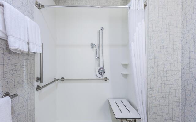 Holiday Inn Express Hauppauge by IHG