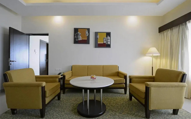 The Gateway Hotel Lakeside Hubli