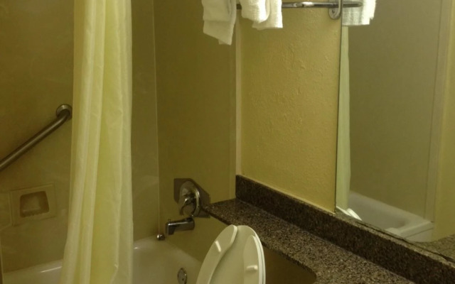 Econo Lodge Atlanta College Park