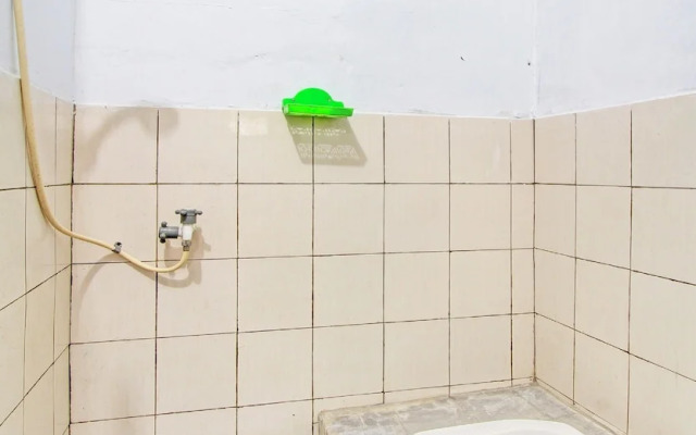 SPOT ON 93592 Pondok Backpackers Ardafa JogjaNearBlue Lagoon Jogja