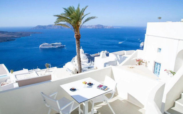 Pantelia Suites