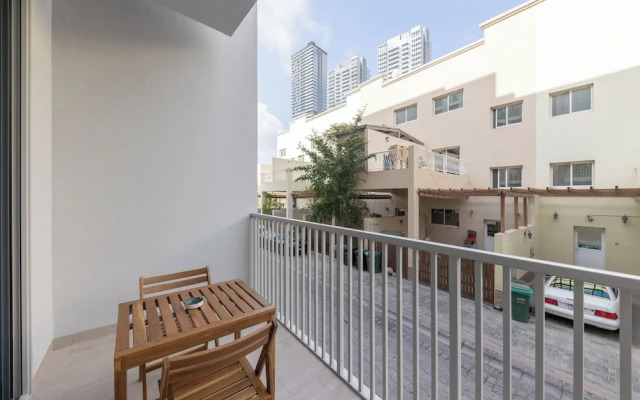 Luma Studio in Jumeirah Village Circle