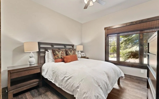 Cyh1012 - Hidden Cedar 5 Bedroom Home
