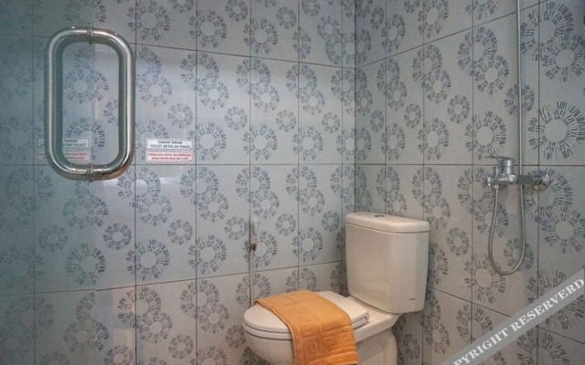 Tanto's House by RedDoorz