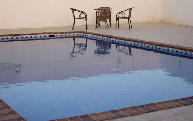 Travellerinn hotel apartment ( Family Only )