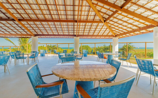 IT51 Excelente Apto 2 Quartos Beira Mar - Itacimirim