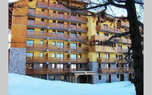 Antarès. duplex 48m2, piscine, sauna, à côté piste