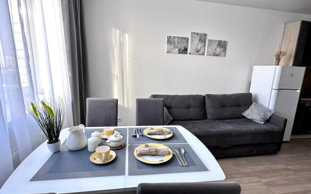 Апартаменты на улице Краснолесья 54